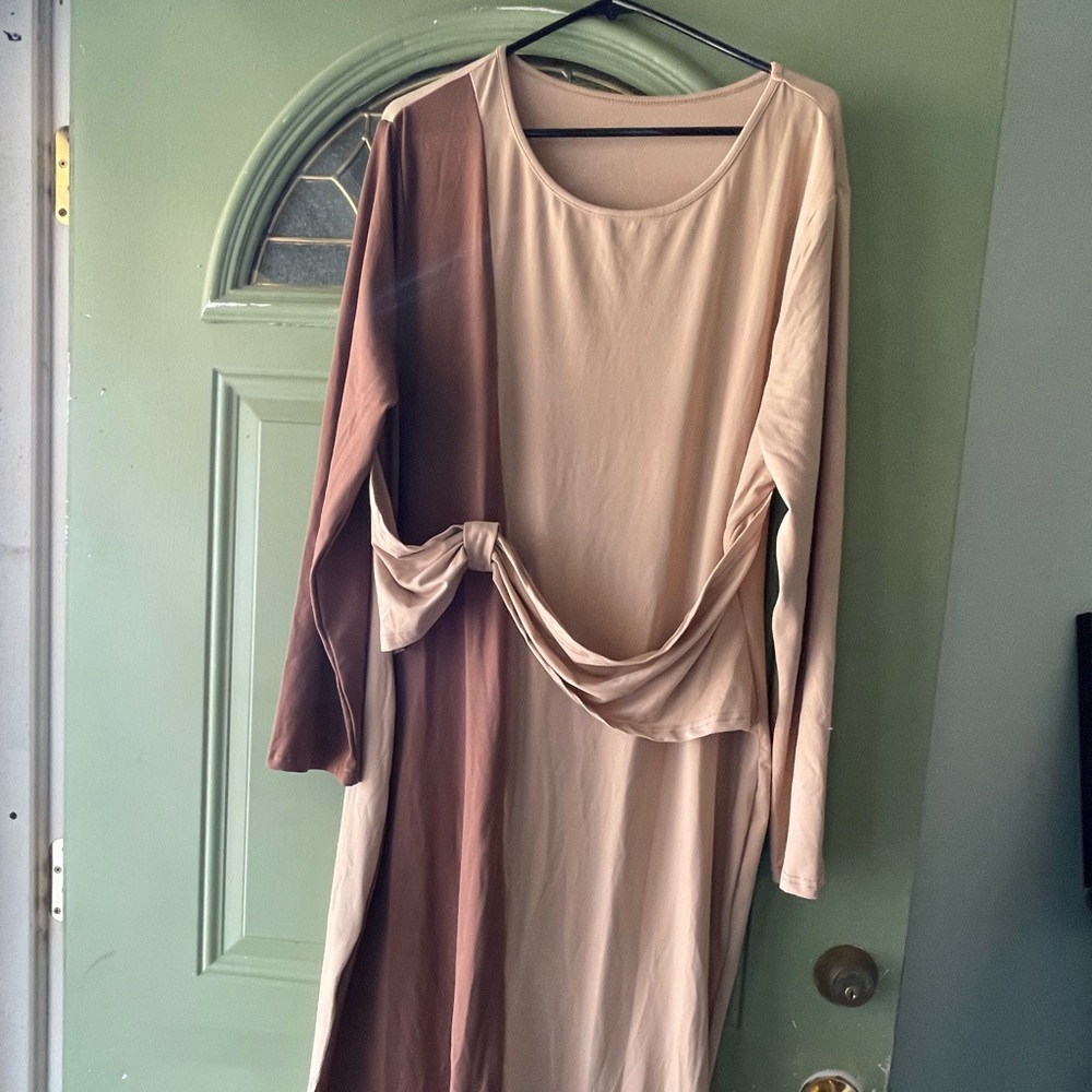Chic Long Sleeve Two-Tone Dress